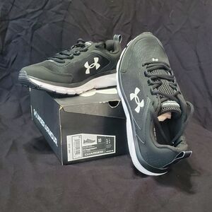 Under Armour Black Athletic Shoes